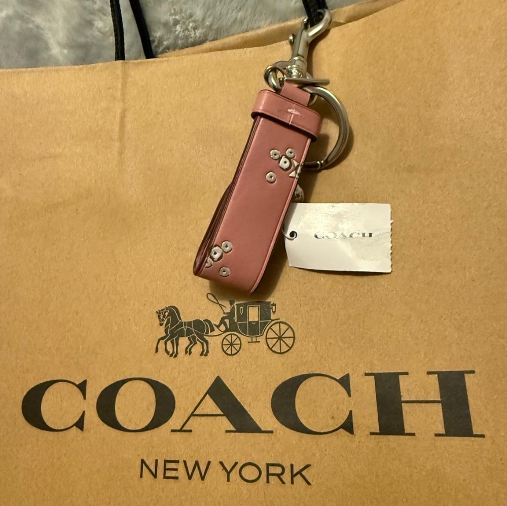 Coach Pink Leather Trigger Snap Bag Charm - Picture 2 of 3